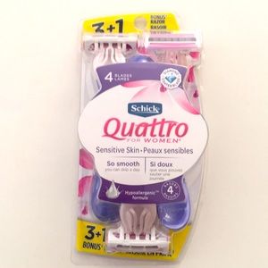 Schick Quattro Sensitive Skin Bonus Bundle get 15%